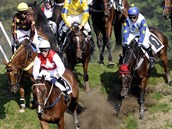 Žokej Jaroslav Myška a Goscater při kvalifikaci na Velkou pardubickou Žokej Jaroslav Myška a Goscater při kvalifikaci na Velkou pardubickou