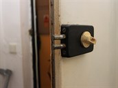 Zloději se od začátku roků vloupali do sedmnácti domácností a provozoven. Zloději se od začátku roků vloupali do sedmnácti domácností a provozoven.