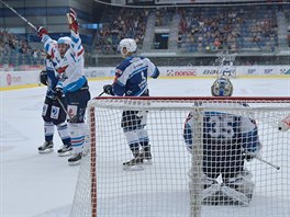 Chomutovsk Michal Poletn oslavuje branku proti Plzni.