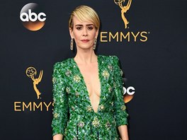 Sarah Paulsonová na cenách Emmy (Los Angeles, 18. záí 2016)