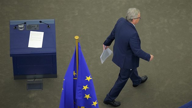 Pedseda Evropsk komise Jean-Claude Juncker ve stedu pronesl projev o stavu Evropsk unie (14. z 2016)