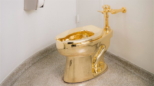 Guggenheimovo muzeum v New Yorku nabz nvtvnkm monost ulevit si na toalet z osmnctikartovho zlata.