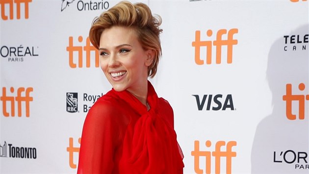 Scarlett Johanssonov (Toronto, 11. z 2016)