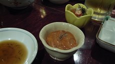 Shiokara patí mezi chinmi, tedy vzácné chut Japonska.