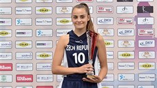 Sára Krumpholcová jako nejužitečnější hráčka mistrovství Evropy juniorek v... Sára Krumpholcová jako nejužitečnější hráčka mistrovství Evropy juniorek v...