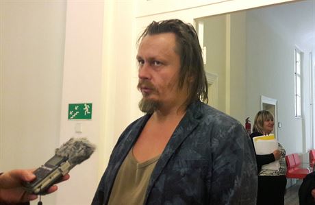 Praský mstský soud neuvalil vazbu na ruského umlce Olega Vorotnikova (21....