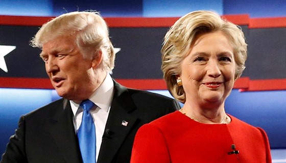 Donald Trump a Hillary Clintonová v první televizní debat amerických...