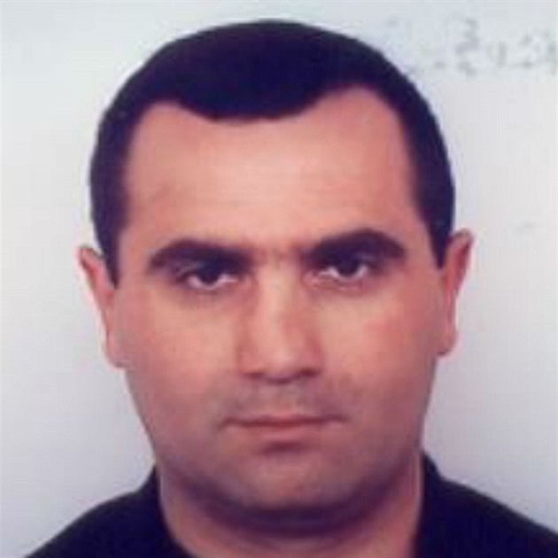 Policie hledá Tsaturyana Norayra pvodem z Arménie, který podle soudu stílel v...
