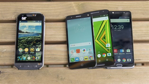 Není novinka, že za cenu jednoho špičkového smartphonu se dá koupit hned... Není novinka, že za cenu jednoho špičkového smartphonu se dá koupit hned...