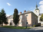 Zámek ve Velkém Týnci na Olomoucku. Zámek ve Velkém Týnci na Olomoucku.