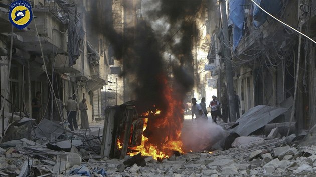 Aleppo a jeho okol v poslednch dnech trp nekoncm bombardovnm. Jednn o pm jsou bezvsledn (28. z 2016)