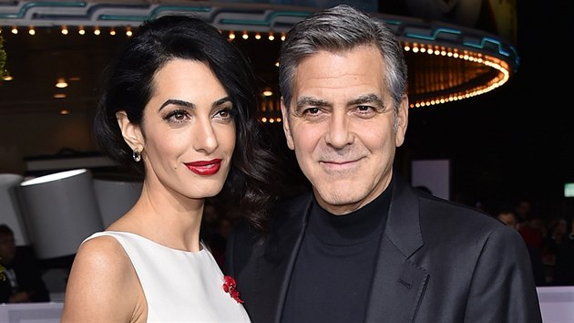 George Clooney a jeho manelka Amal (Los Angeles, 1. nora 2016)