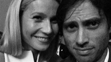 Gwyneth Paltrowová a její snoubenec Brad Falchuk (2016)