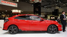 Honda Civic desáté generace pi premiée na autosalonu v Paíi