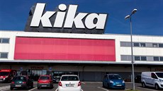 Nábytkářský řetězec Kika chystá v Česku miliardové investice. Nábytkářský řetězec Kika chystá v Česku miliardové investice.