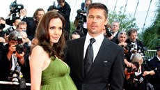 Angelina Jolie a Brad Pitt (Cannes, 15. kvtna 2008)