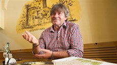 Spisovatel Miroslav Hule oslavil sedmdesátiny. Spisovatel Miroslav Hule oslavil sedmdesátiny.
