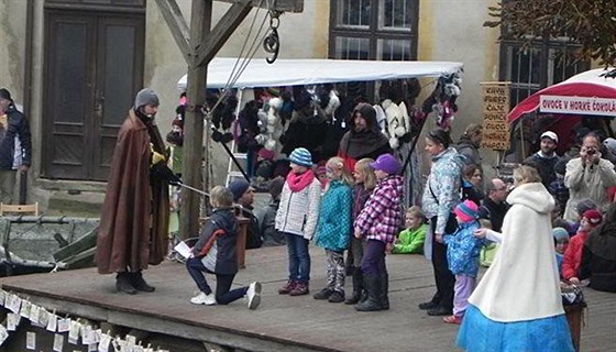 Staré Hrady chystají na sobotu 15. íjna Vepové hody aneb Pohádkové posvícení...