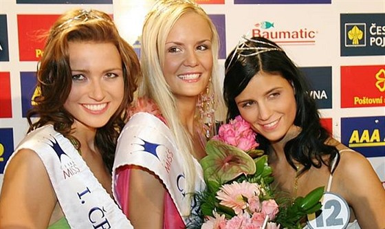 První eská Vicemiss Eva ereáková, eská Miss 2007 Lucie Hadaová a druhá...
