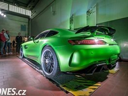 Mercedes-AMG GT R