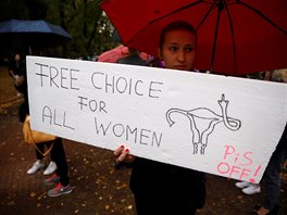 erné pondlí. Desítky tisíc Polek protestovaly proti omezení potrat (3. íjna...