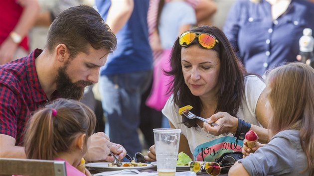 Gastrofestival ve Velkch Karlovicch na Vsetnsku pilkal tisce nvtvnk (1. jna 2016).