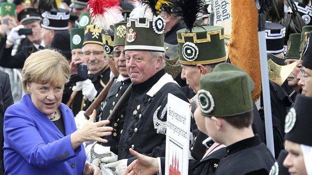 Nmeck kanclka Angela Merkelov pijela do Dran slavit den nmeck jednoty (3. jna 2016)