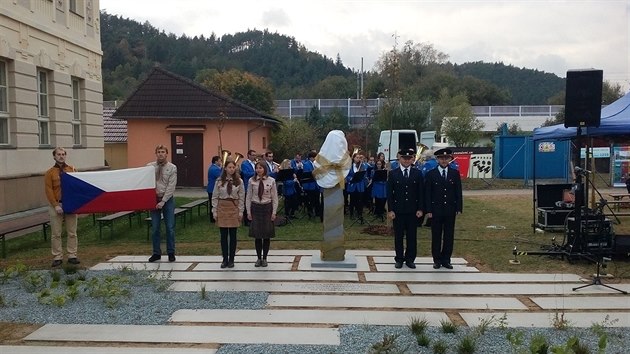 V Letovicch na Blanensku odhalili bustu Vclava Havla.