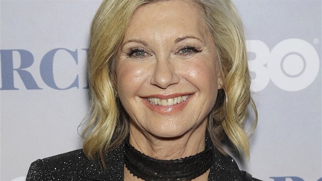 Olivia Newton-Johnov (New York, 4. z 2016)