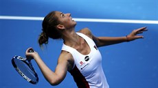 Karolína Plíškové se napřahuje v utkání s Darjou Kasatkinovou. Karolína Plíškové se napřahuje v utkání s Darjou Kasatkinovou.