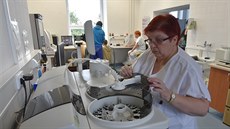 Nemocnice v Chebu představila nové prostory, kde budou prozatím laboratoře. Nemocnice v Chebu představila nové prostory, kde budou prozatím laboratoře.