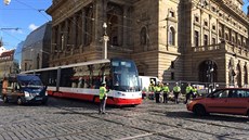 Oprava plynovodu u Národního divadla zkomplikovala v centru Prahy tramvajovou... Oprava plynovodu u Národního divadla zkomplikovala v centru Prahy tramvajovou...
