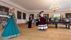 Zrekonstruovaný taneční sál se stal novým turistickým lákadlem hradu Buchlova. Zrekonstruovaný taneční sál se stal novým turistickým lákadlem hradu Buchlova.