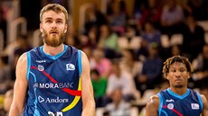 David Jelínek (vlevo) v dresu Mora Banc Andorra David Jelínek (vlevo) v dresu Mora Banc Andorra