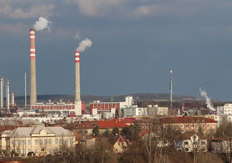 Kralupská spalovna chce ron likvidovat o tisíce tun nebezpených odpad víc...