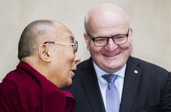 Ministr kultury Daniel Herman se setkal s tibetským duchovním vdcem...