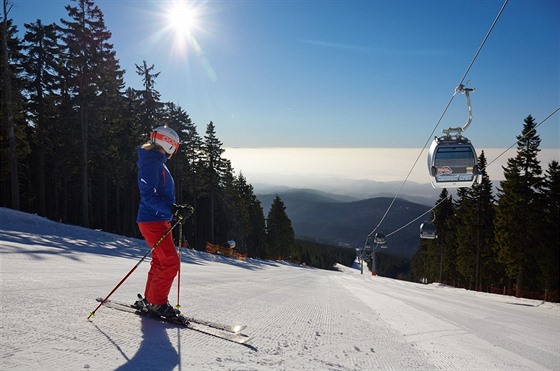 Ve vtích skiareálech se bude lyovat a do konce bezna. Ilustraní foto.