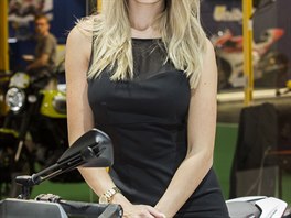 Hostesky na motoveletrhu Intermot 2016 v nmeckém Kolín nad Rýnem