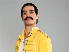 David Kraus jako Freddie Mercury v show Tvoje tvá má známý hlas