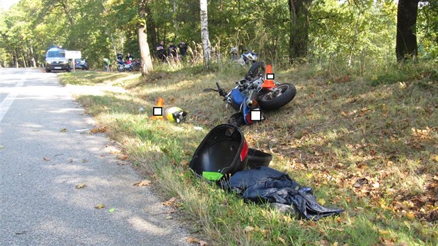 Motork nepeil nehodu, kter se stala za Tebon smrem na Jindichv Hradec.