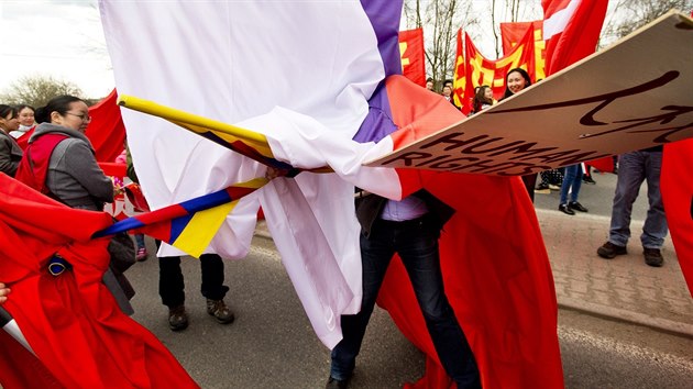 Fotografi roku 2016 se stal snmek Michala uly s nzvem Protesty proti nvtv nskho prezidenta. Vyhrl tak v kategorii Aktualita.