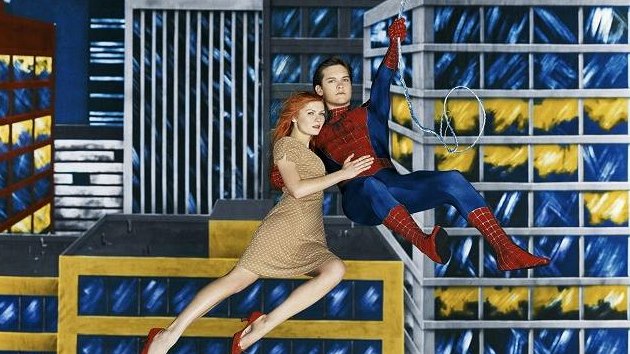 Tobey Maguire a Kirsten Dunstov ve filmu Spider-Man 2 (2004)