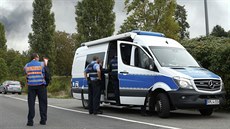Policie na míst výbuchu v továrn BASF v Ludwigshafenu (17.10.2016)