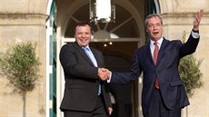 Hlavní sponzor strany UKIP Arron Banks (vlevo) a Nigel Farage