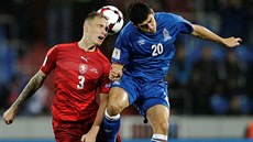 eský záloník Luká Droppa  v kvalifikaním utkání proti Ázerbájdánu v...