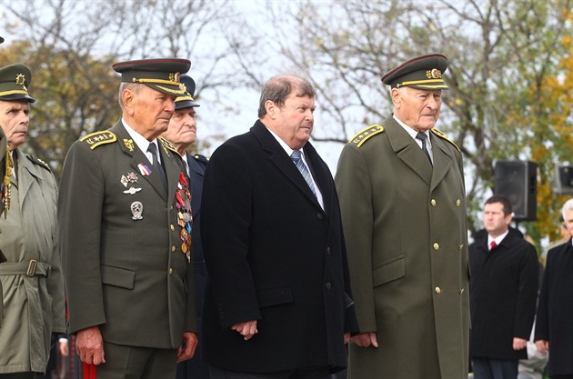 Jaroslav Vodika, pedseda eského svazu bojovník za svobodu pi pietním aktu...