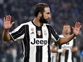 NESLAVM. tonk Juventusu Gonzalo Higuan gl proti svmu bvalmu klubu...