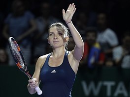 AHOJ! Simona Halepová slaví vítzství v úvodním duelu Turnaje mistry.