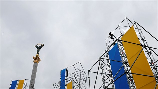 Ppravy na Den obrnc vlasti na kyjevskm Majdanu (12. jna 2016)