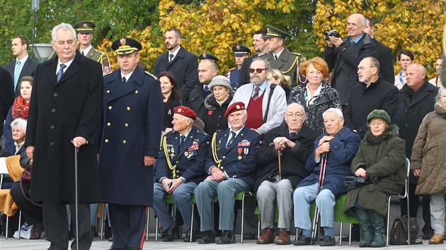 Milo Zeman pi pietnm aktu na praskm Vtkov. (28. jna 2016)